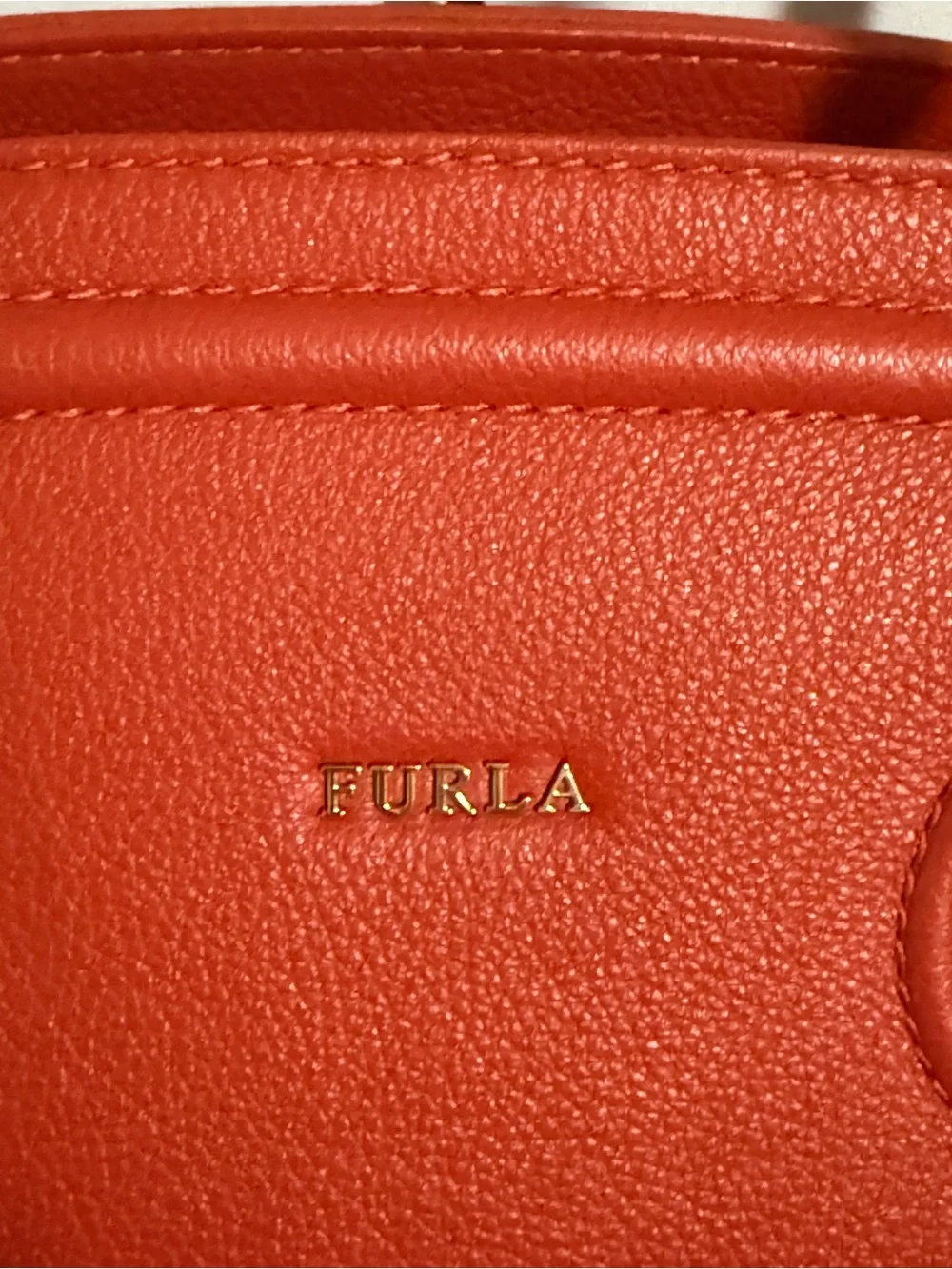Furla Made in Italy 🇮🇹 Orange Leather Tote Bag with Free Bag Charm! NWOT - Picture 4 of 9